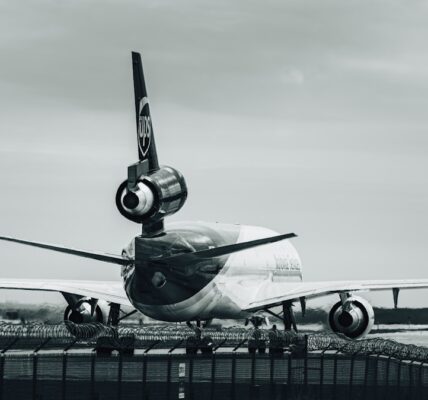 Rewolucja w przemyśle lotniczym: Nowe technologie i innowacje 1 Photo aviation industry revolution